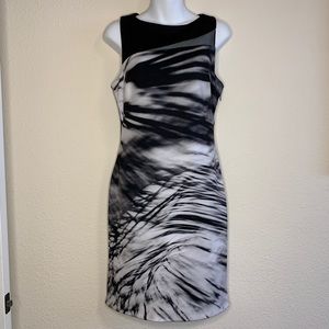 Julia Jordan Black/White Watercolor Pattern Dress